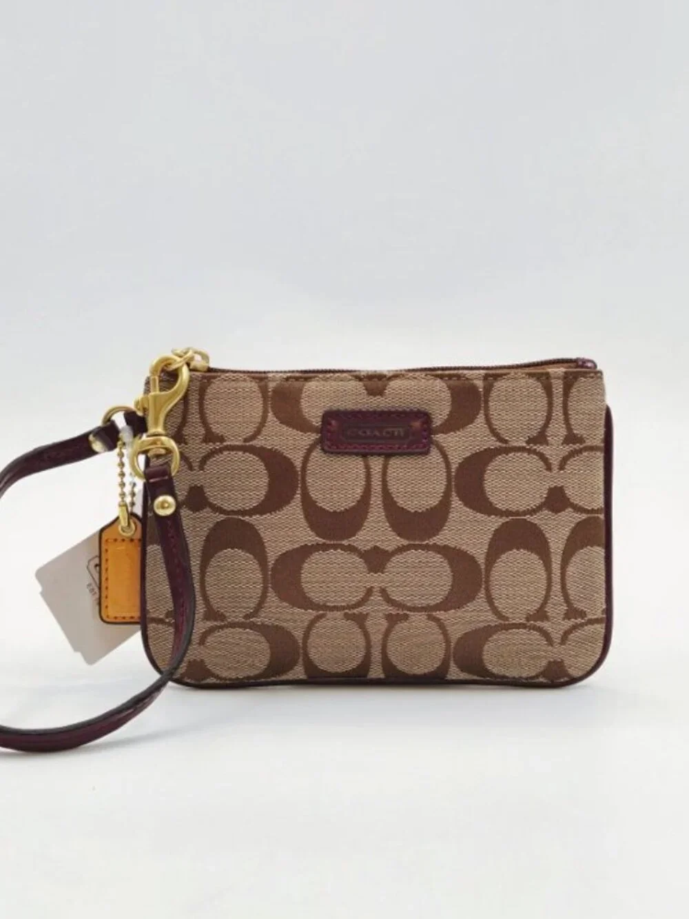 NWT Coach Signature Mini Wristlet Wallet